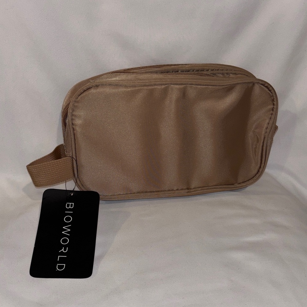 Bioworld Brown Toiletry Bag for Men